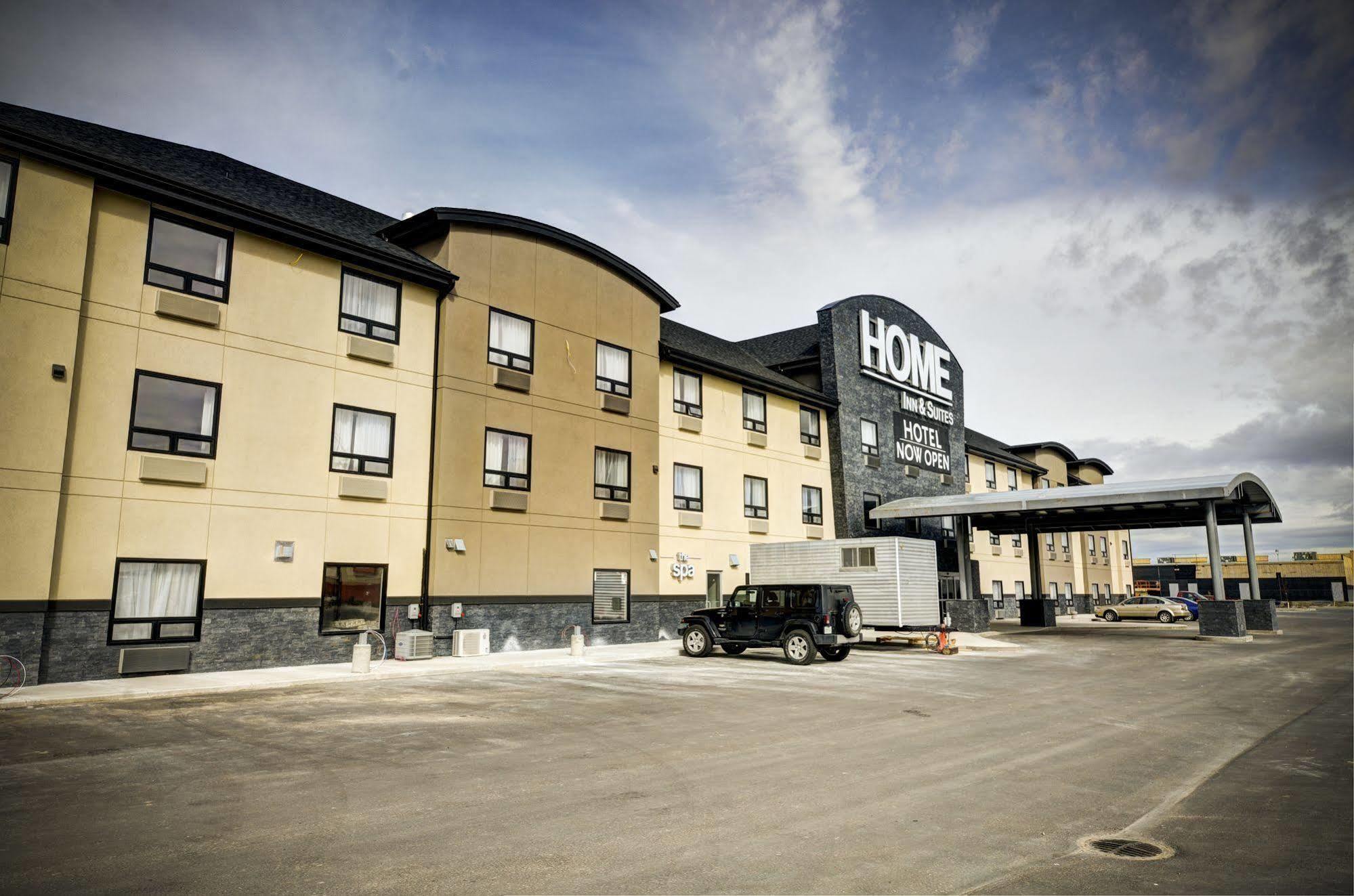 Home Inn & Suites - Swift Current Exterior photo